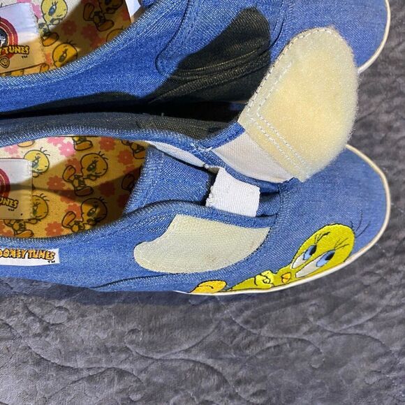 Looney Tunes Women's Yellow and Blue Trainers Size 10 - Picture 8 of 11